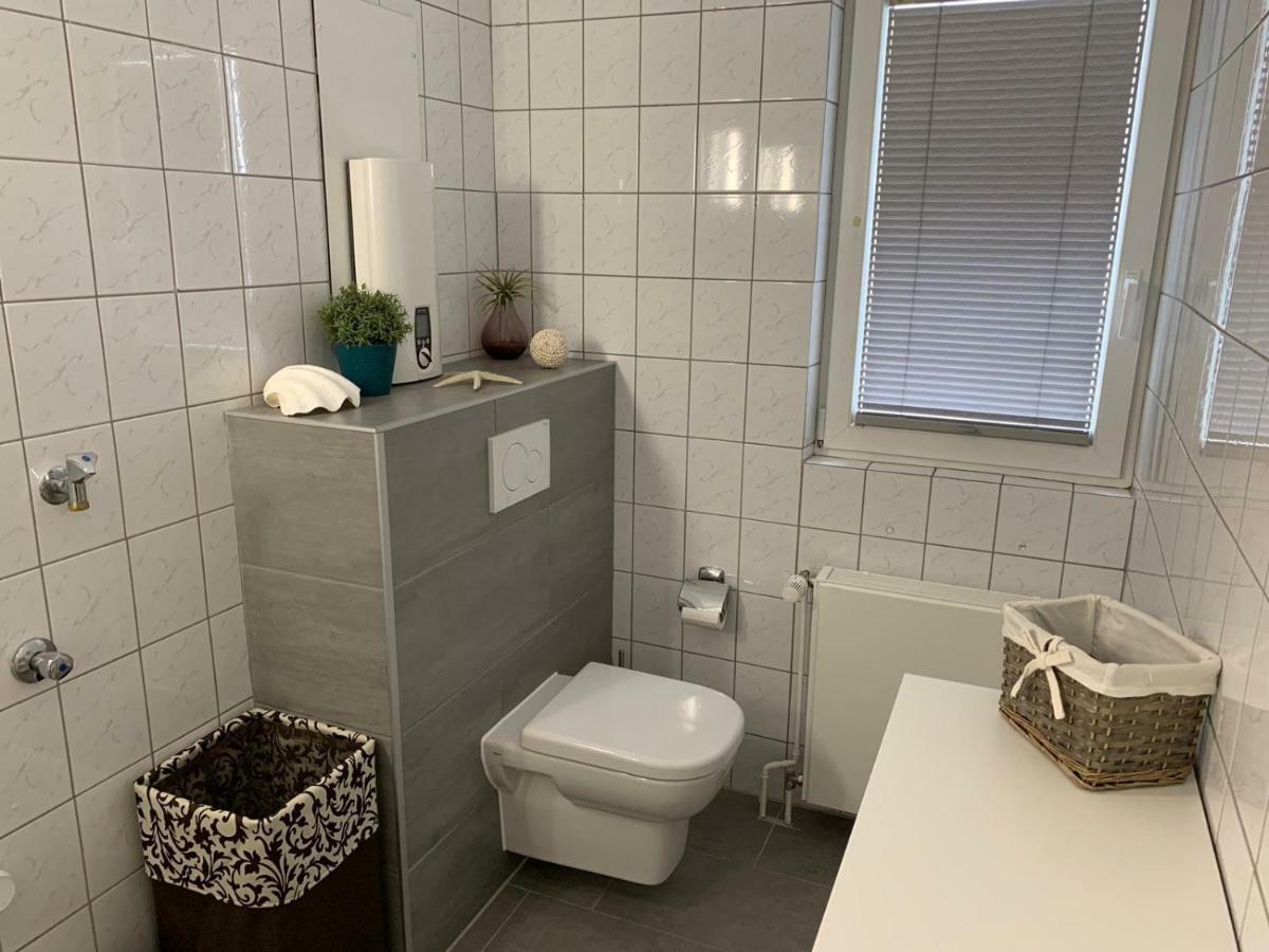 Hotel Und Apartment Garni Eurode Live Herzogenrath Exteriör bild